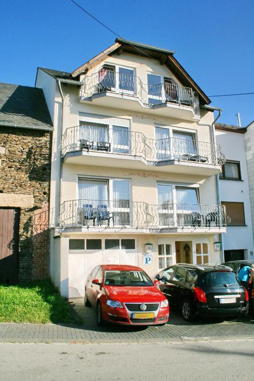 Hotel Restaurant Moselblick Wintrich Extérieur photo